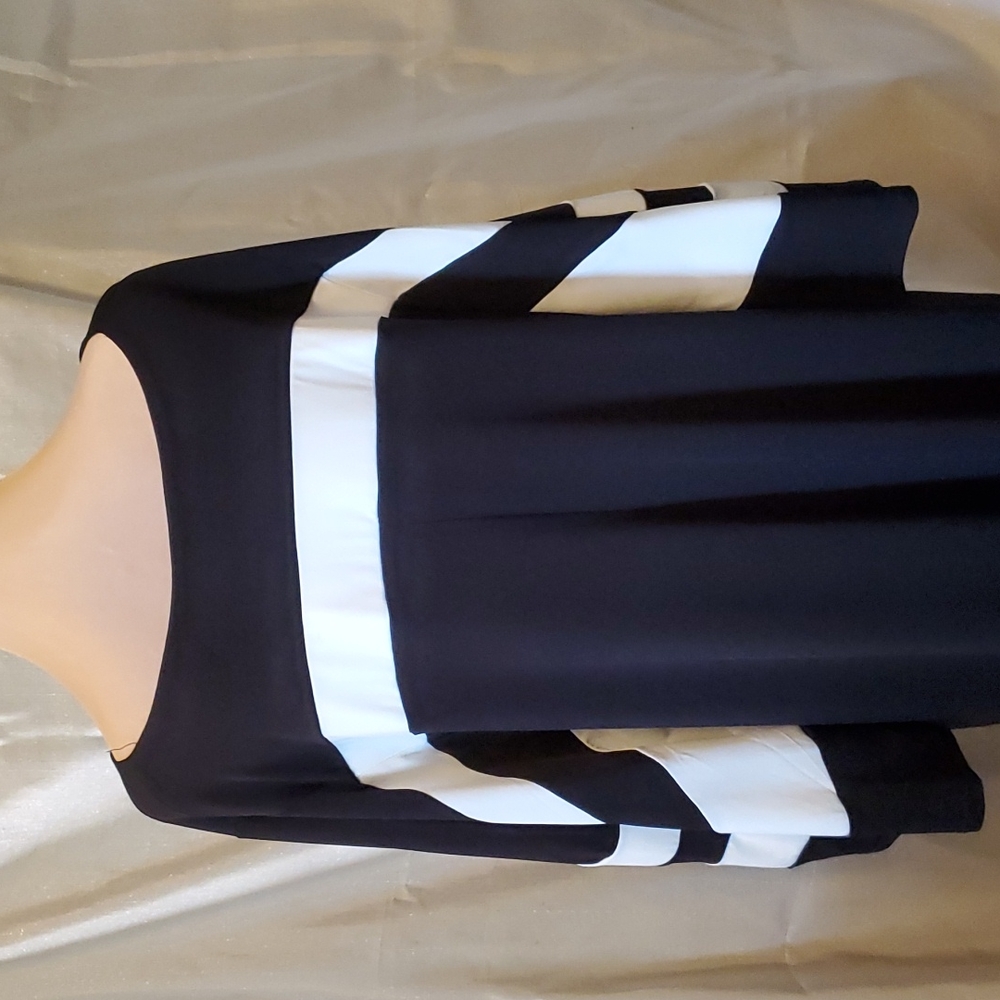 Cocktail dress - Picture 4 of 5
